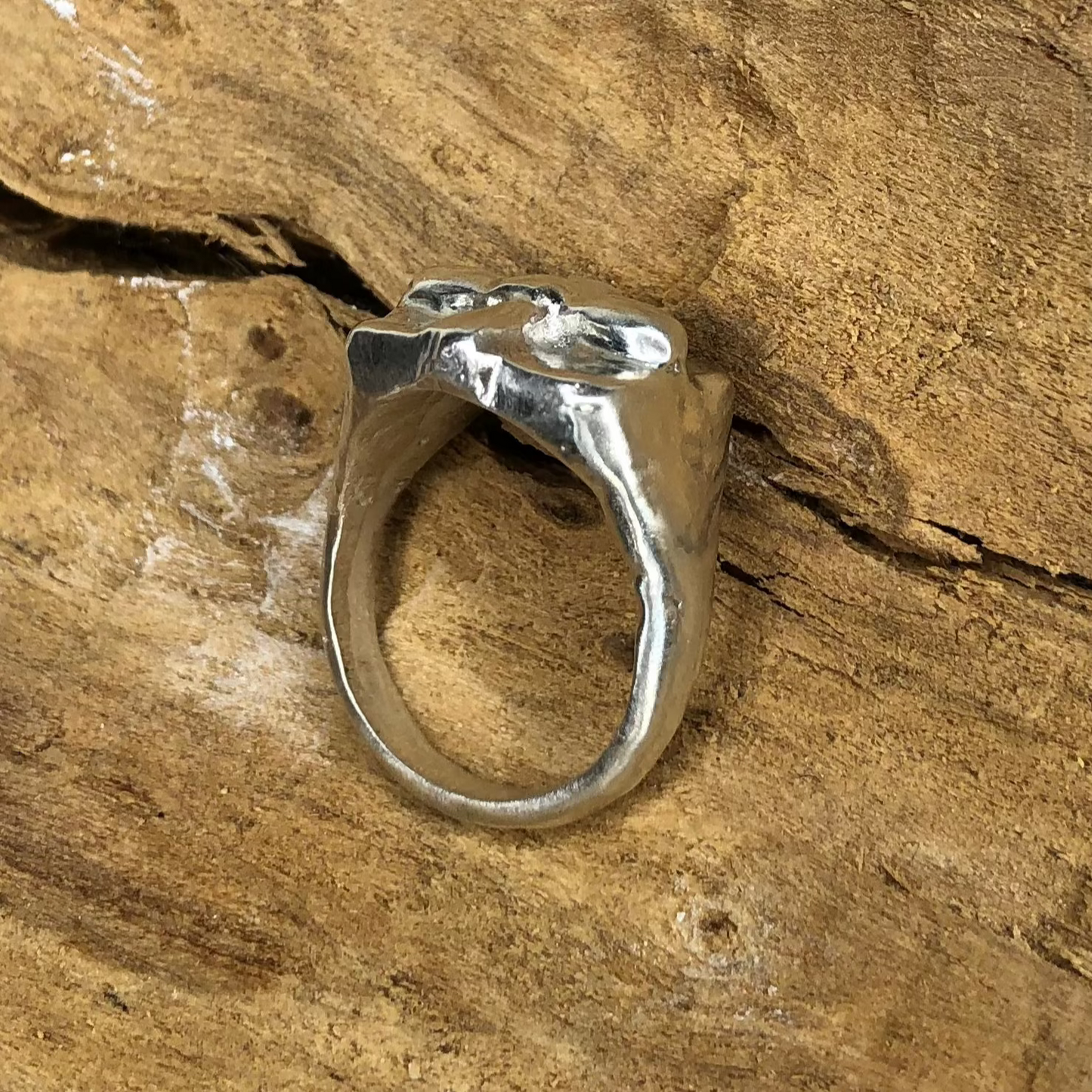 Flora Signet Ring