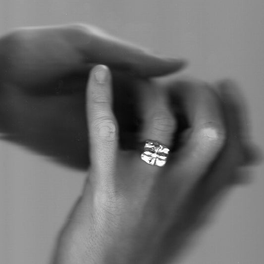 Flora Signet Ring